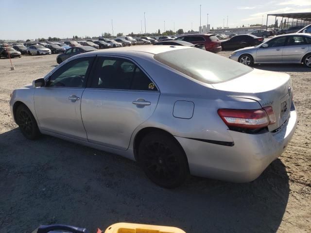 4T1BF3EK0AU094843 - 2010 TOYOTA CAMRY BASE SILVER photo 2