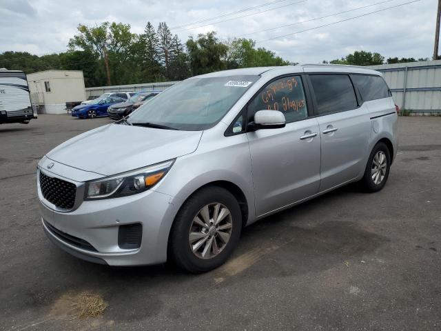 KNDMB5C16H6240238 - 2017 KIA SEDONA LX SILVER photo 1