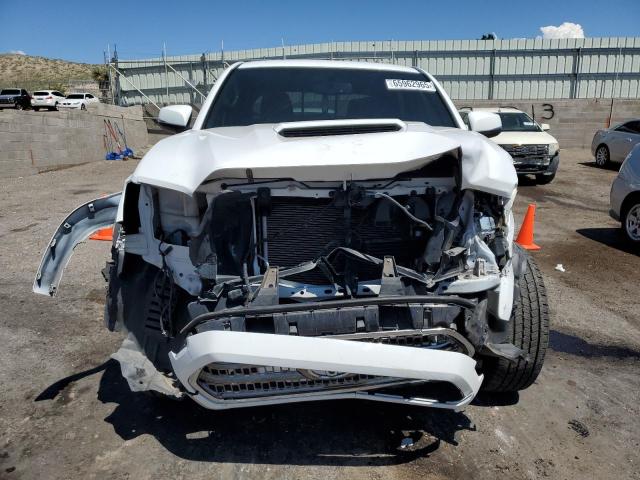 3TMCZ5AN7HM078617 - 2017 TOYOTA TACOMA DOUBLE CAB WHITE photo 5