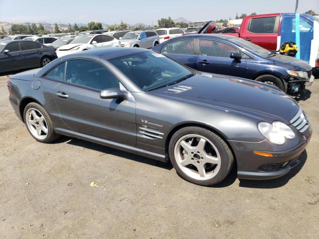 WDBSK74F85F103793 - 2005 MERCEDES-BENZ SL 55 AMG GRAY photo 4