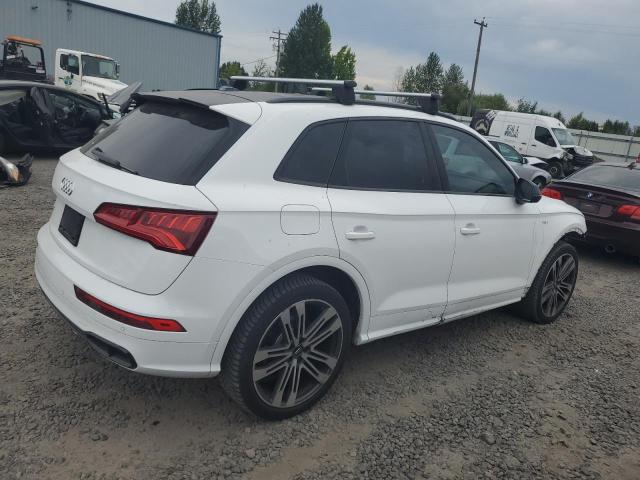 WA1C4AFY1J2084690 - 2018 AUDI SQ5 PRESTIGE WHITE photo 3