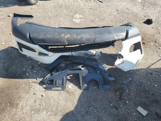 JN8AT2MV3JW307162 - 2018 NISSAN ROGUE S WHITE photo 13