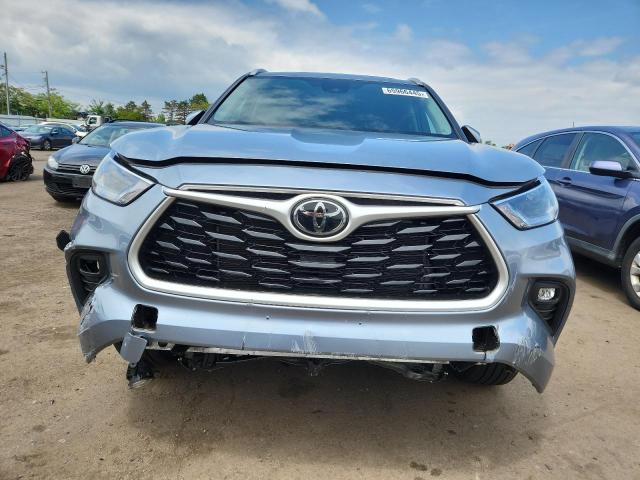 5TDGZRBH2NS225049 - 2022 TOYOTA HIGHLANDER XLE Синій фото 5