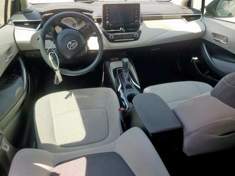 5YFEPMAE0MP221631 - 2021 TOYOTA COROLLA LE BLUE photo 8