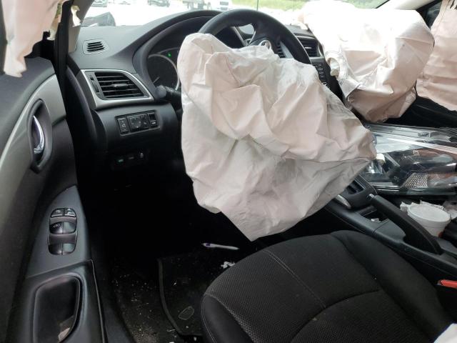 3N1AB7AP6JY326883 - 2018 NISSAN SENTRA S 黑色 照片 8