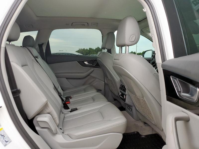 WA1VAAF75KD002524 - 2019 AUDI Q7 PRESTIGE WHITE photo 11