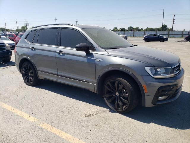 3VV3B7AX4LM142821 - 2020 VOLKSWAGEN TIGUAN SE 石墨色 照片 4