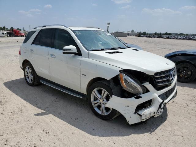 4JGDA5HB2CA088318 - 2012 MERCEDES-BENZ ML 350 4MATIC WHITE photo 4