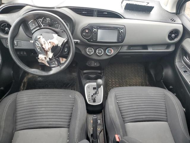 VNKKTUD30JA099174 - 2018 TOYOTA YARIS L 银色 照片 8