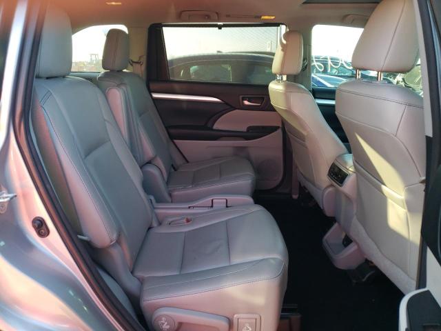 5TDJKRFHXFS184739 - 2015 TOYOTA HIGHLANDER XLE 银色 照片 6