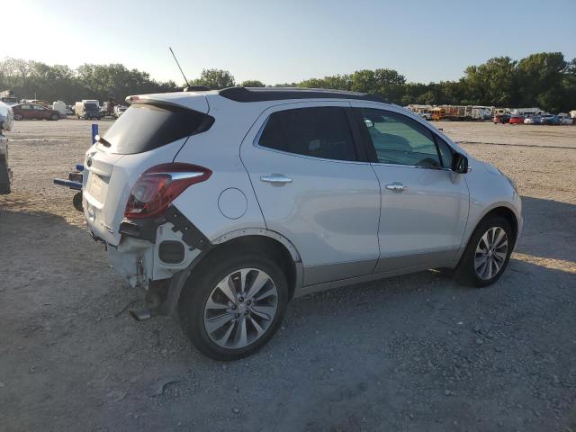 KL4CJESBXJB628315 - 2018 BUICK ENCORE PREFERRED WHITE photo 3