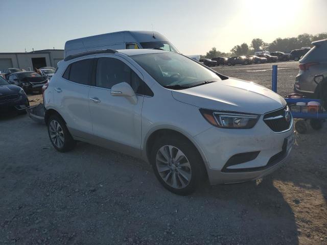 KL4CJESBXJB628315 - 2018 BUICK ENCORE PREFERRED WHITE photo 4