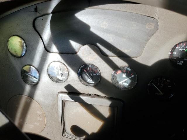 1RF120517Y2009531 - 2000 ROADMASTER RAIL DYANASTER WHITE photo 8