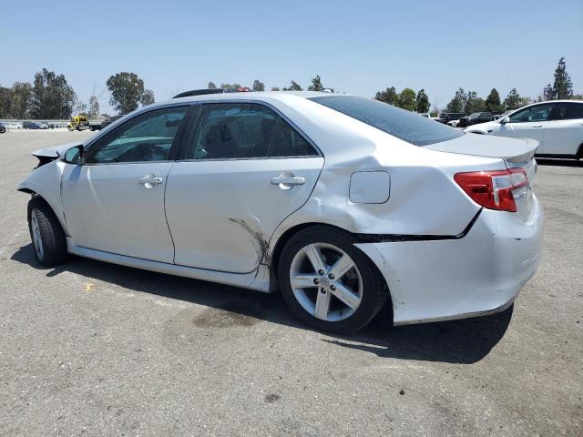 4T1BF1FK7CU504351 - 2012 TOYOTA CAMRY BASE SILVER photo 2