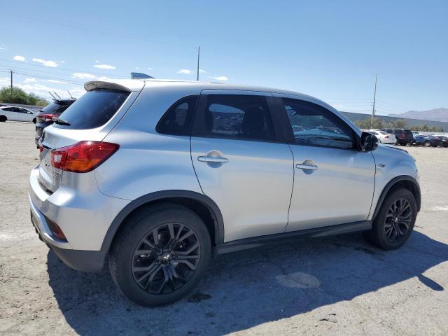 JA4AP3AU0KU010259 - 2019 MITSUBISHI OUTLANDER ES SILVER photo 3
