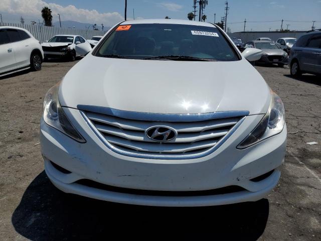 5NPEB4AC2CH400035 - 2012 HYUNDAI SONATA GLS WHITE photo 5