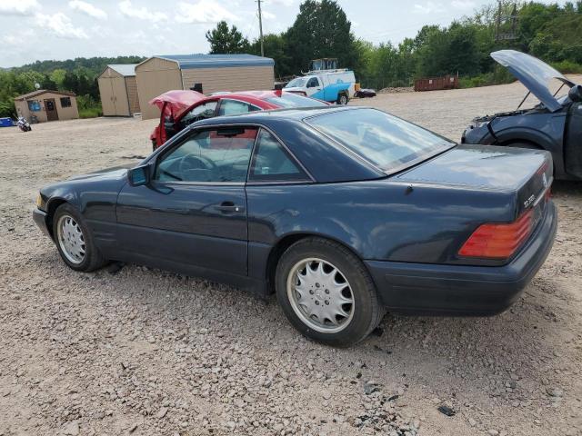 WDBFA63F1TF130542 - 1996 MERCEDES-BENZ SL 320 BLUE photo 2