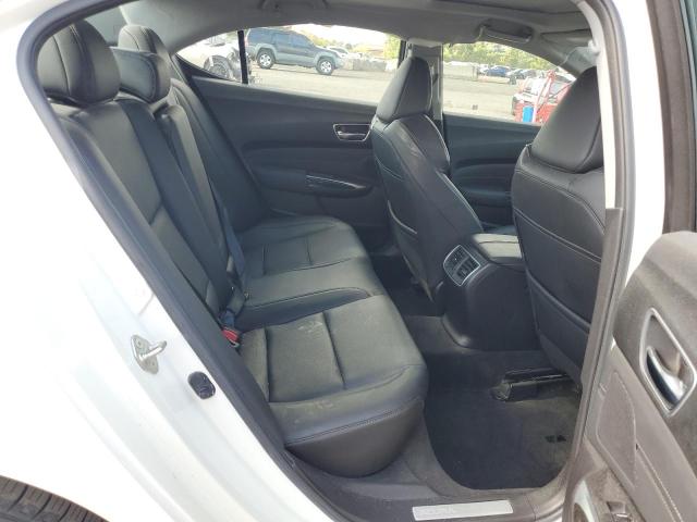 19UUB1F57JA000837 - 2018 ACURA TLX TECH WHITE photo 10