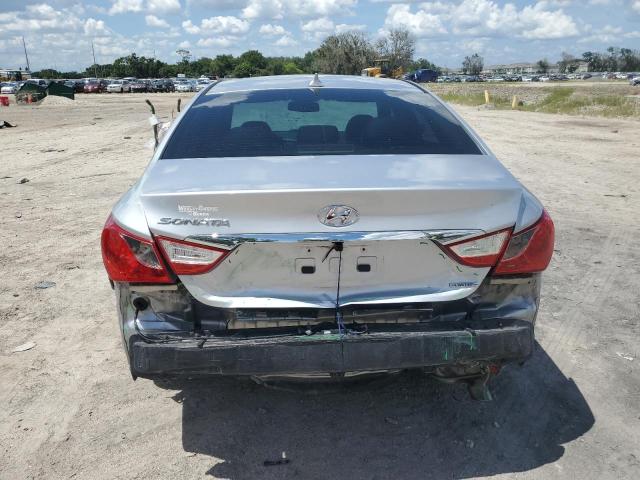 5NPEC4AC3DH643092 - 2013 HYUNDAI SONATA SE SILVER photo 6