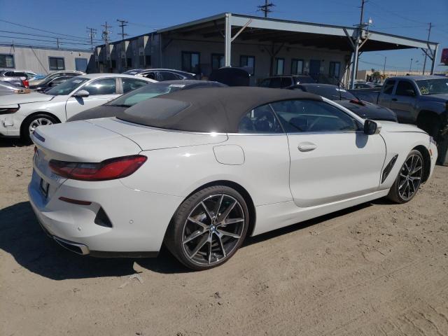 WBADZ2C00LCE17572 - 2020 BMW 840I Blanc photo 3