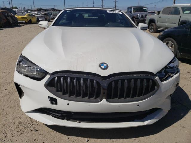 WBADZ2C00LCE17572 - 2020 BMW 840I Blanc photo 5