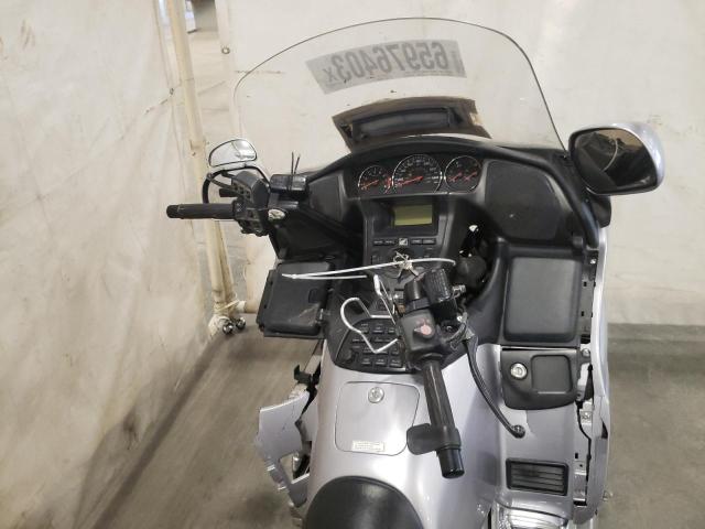 1HFSC47G89A802500 - 2009 HONDA GL1800 SILVER photo 5