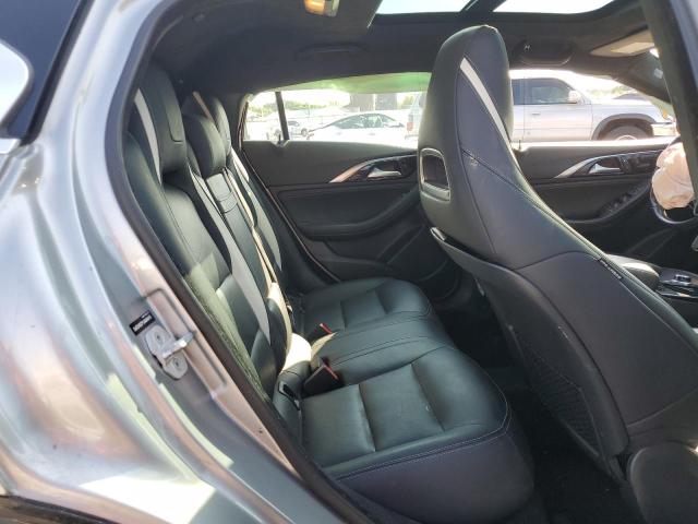 SJKCH5CP1JA040415 - 2018 INFINITI QX30 BASE 银色 照片 10