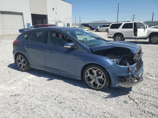 1FADP3L99JL293590 - 2018 FORD FOCUS ST BLUE photo 4