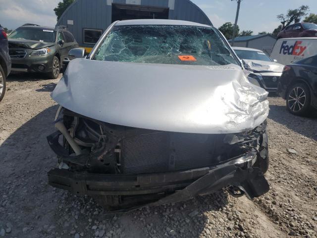 KNAFU5A2XB5328606 - 2011 KIA FORTE EX 银色 照片 5