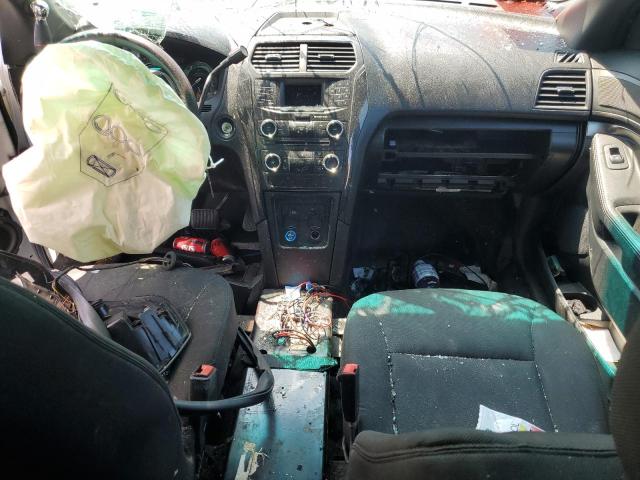 1FM5K8AR9HGA62667 - 2017 FORD EXPLORER POLICE INTERCEPTOR Ақ фото 8