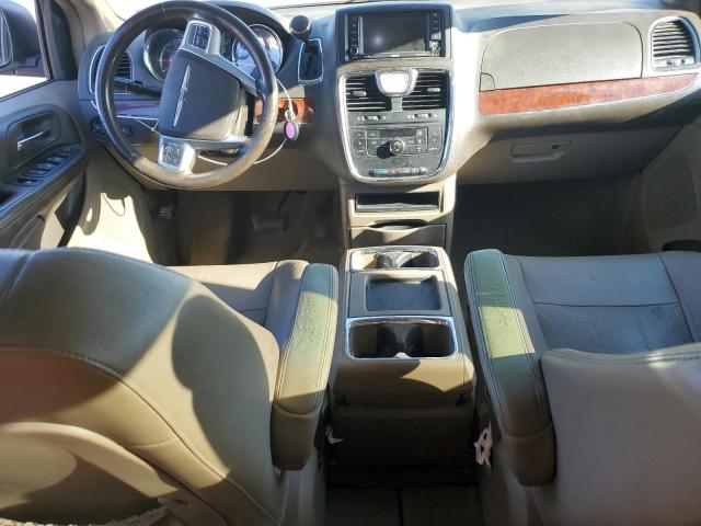 2C4RC1BG3CR226736 - 2012 CHRYSLER TOWN & COUNTRY TOURING WHITE photo 8