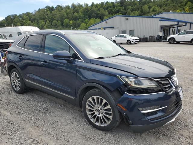 5LMCJ3D93HUL51745 - 2017 LINCOLN MKC RESERVE BLUE photo 4