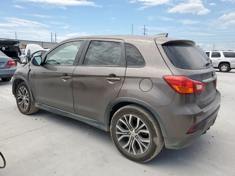 JA4AP3AW8JU026158 - 2018 MITSUBISHI OUTLANDER ES BROWN photo 2
