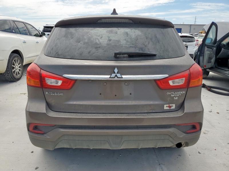 JA4AP3AW8JU026158 - 2018 MITSUBISHI OUTLANDER ES BROWN photo 6