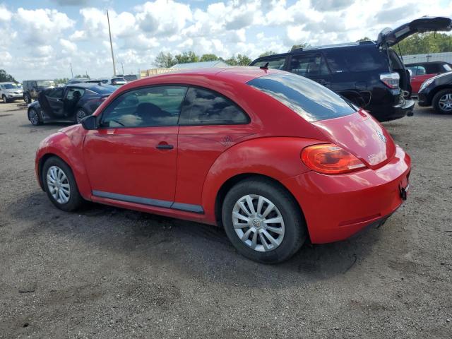 3VWFP7AT7CM616638 - 2012 VOLKSWAGEN BEETLE RED photo 2