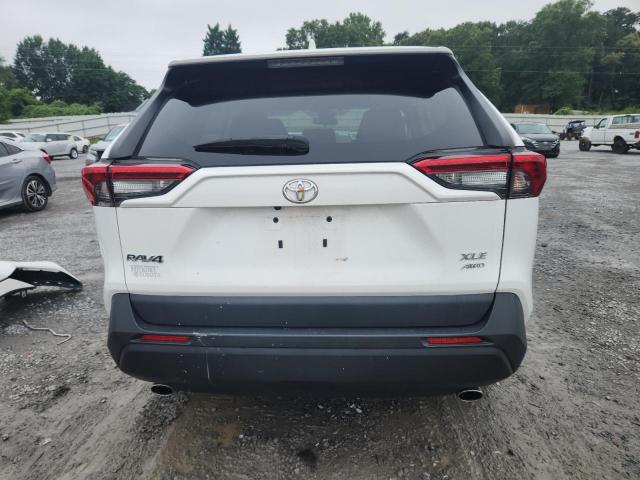 2T3P1RFV2NW268957 - 2022 TOYOTA RAV4 XLE WHITE photo 6