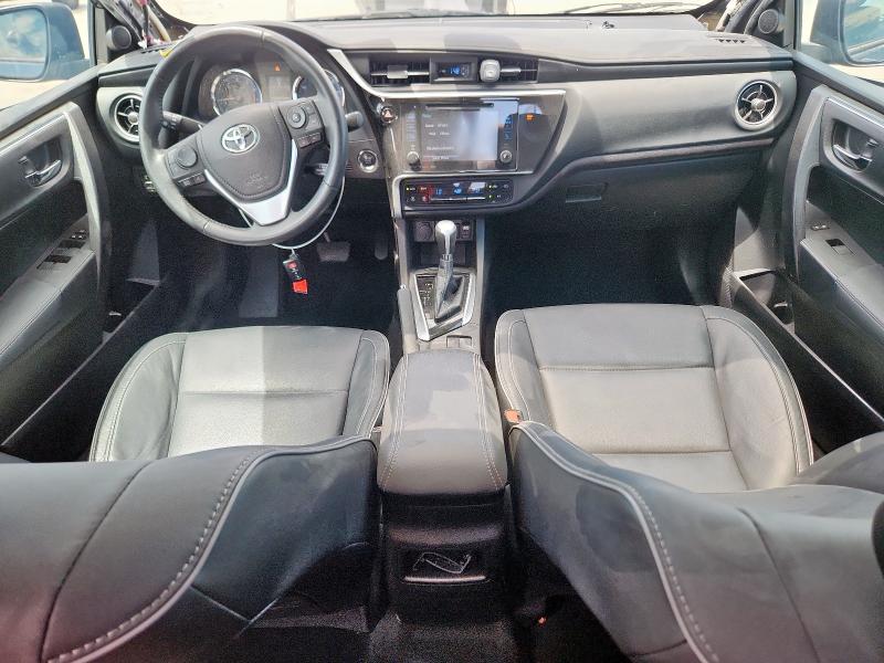 5YFBURHE8KP925779 - 2019 TOYOTA COROLLA L GRAY photo 8