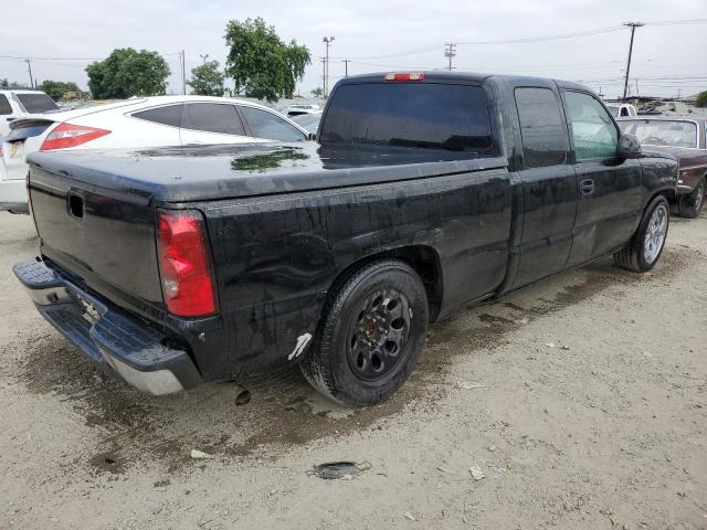 2GCEC19V051181775 - 2005 CHEVROLET SILVERADO C1500 BLACK photo 3