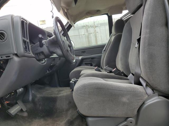 2GCEC19V051181775 - 2005 CHEVROLET SILVERADO C1500 BLACK photo 7