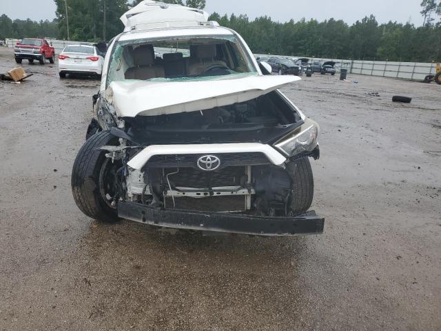 JTEBU5JR5E5200837 - 2014 TOYOTA 4RUNNER SR5 WHITE photo 5