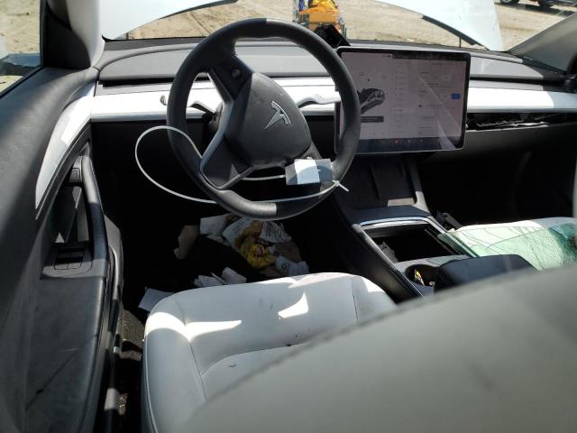 5YJ3E1EB8NF114657 - 2022 TESLA MODEL 3 Beyaz fotoğraf 8