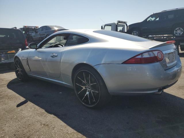 SAJDA43BX75B01020 - 2007 JAGUAR XK SILVER photo 2