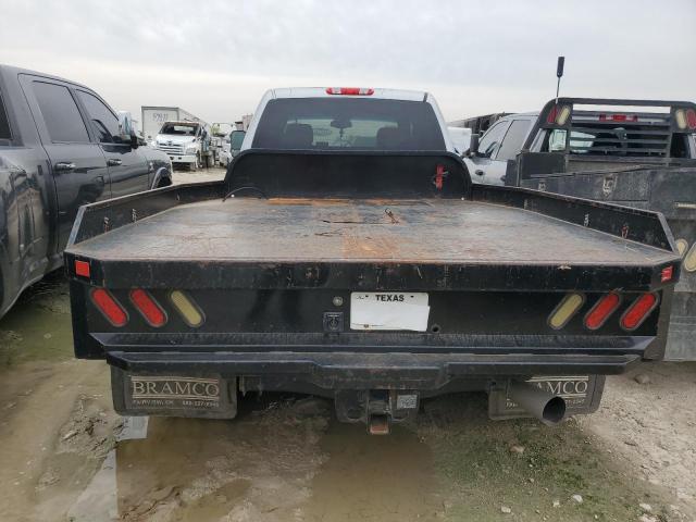 1GC4C1C88BF185172 - 2011 CHEVROLET SILVERADO C3500 LTZ SILVER photo 6