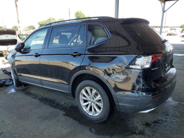 3VV1B7AX9JM213645 - 2018 VOLKSWAGEN TIGUAN S Siyah fotoğraf 2