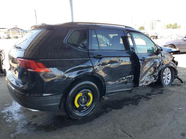3VV1B7AX9JM213645 - 2018 VOLKSWAGEN TIGUAN S Siyah fotoğraf 3