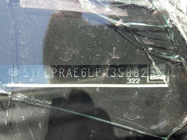 5YFEPRAE6LP135882 - 2020 TOYOTA COROLLA LE أبيض صورة 12