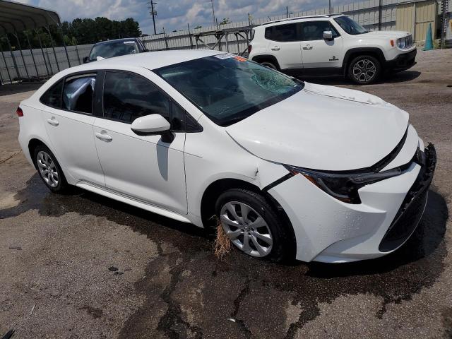 5YFEPRAE6LP135882 - 2020 TOYOTA COROLLA LE أبيض صورة 4