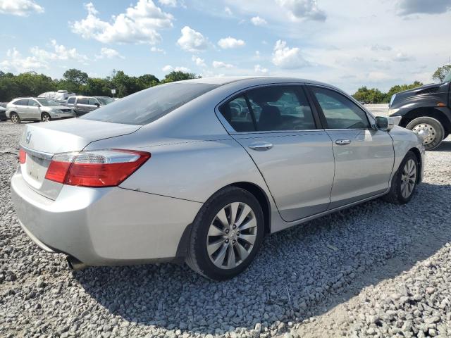 1HGCR2F78DA097050 - 2013 HONDA ACCORD EX 银色 照片 3