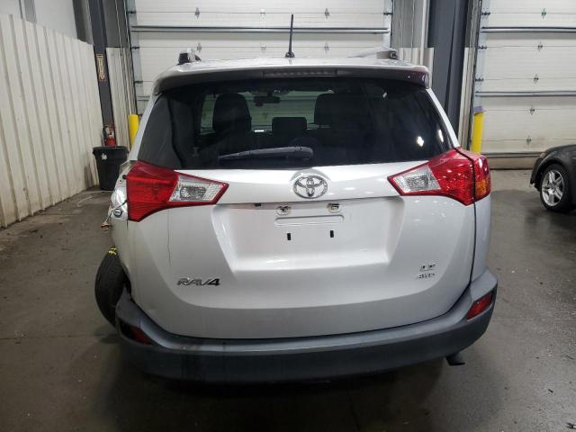 JTMBFREV2FJ034234 - 2015 TOYOTA RAV4 LE SILVER photo 6