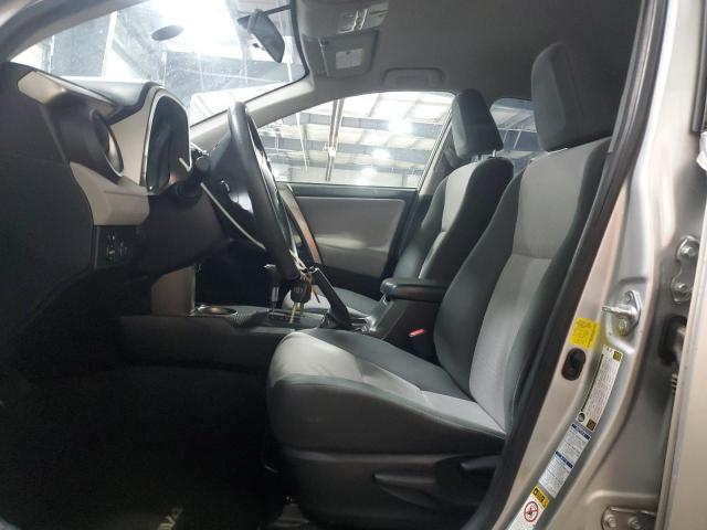 JTMBFREV2FJ034234 - 2015 TOYOTA RAV4 LE SILVER photo 7